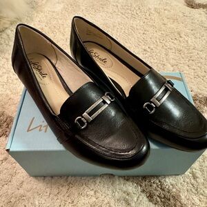 Black LifeStride Flats 8.5 Brand New